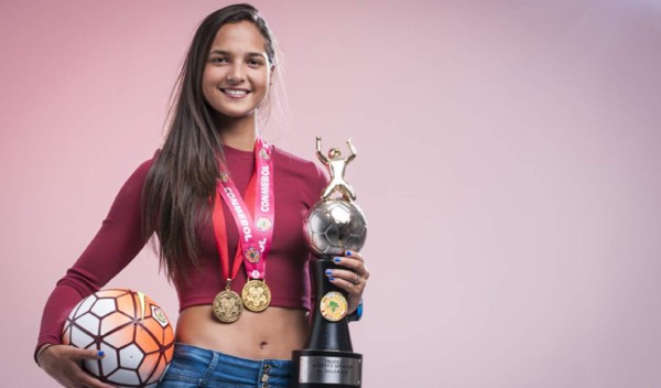 Ella es Deyna Castellanos, la preciosa venezolana que puso celosa a Georgina Rodríguez