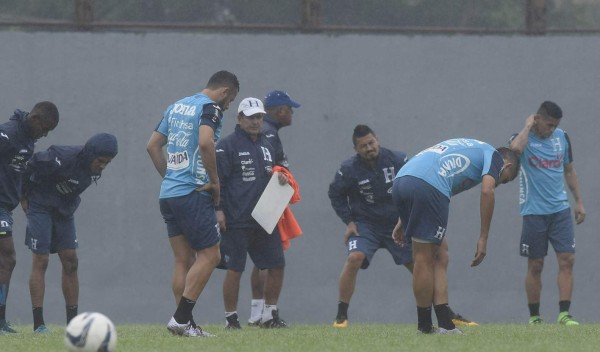 Así vive Honduras sus horas previas al duelo ante El Salvador
