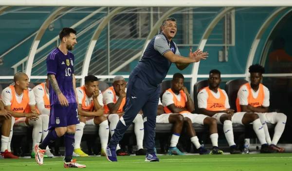 Diego Vazquez revela qué le dijo Messi por la marca personal en el Argentina-Honduras y, ¿por qué se metió al camerino de ellos?