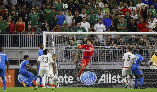 Imágenes del amistoso México-Honduras en el estadio NRG de Houston.