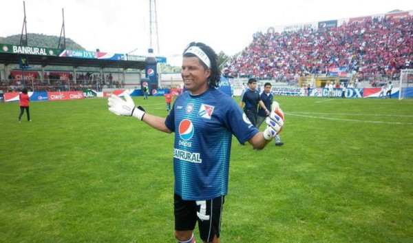 TOP: Los 10 porteros más goleadores de la historia en el fútbol