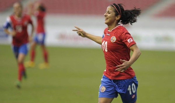 Shirley Cruz, la costarricense que brilla en el equipo femenino del PSG