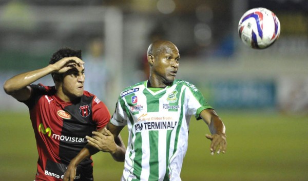 Los futbolistas 'abuelos' del fútbol de Centro América