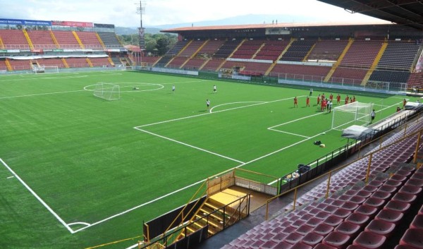 ¡Llegan a un grande! Así es Alajuelense, club al que llegará Rojas y Garrido