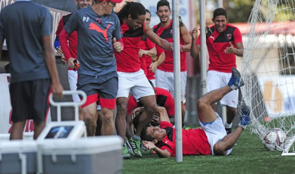 Alajuelense confirma convocatoria de Claros y Discua ante El Salvador