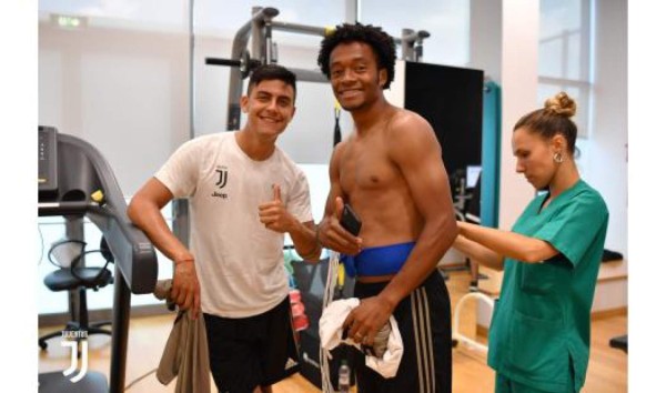 Así recibieron a Cristiano Ronaldo en su primer día de trabajo con la Juventus