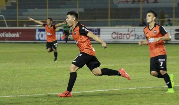 MERCADO: Olimpia va por un exMarathón y Motagua 'corta' a mundialista