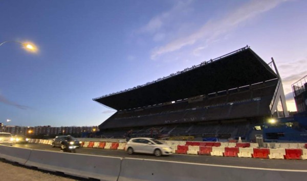 Lo que queda: El estadio Vicente Calderón, convertido en una carretera más en Madrid