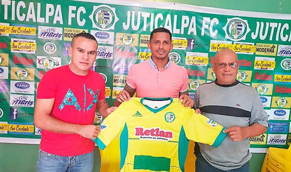 RUMORES Y FICHAJES: Futbolista tico regresa tras su paso por México y Discua cambia de equipo