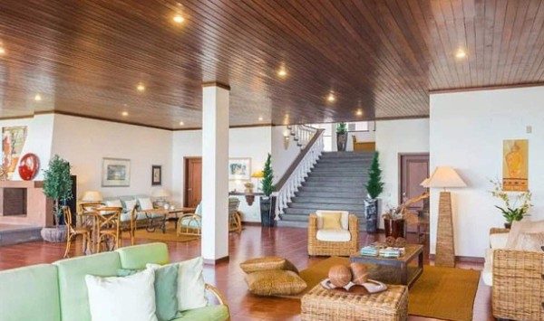 Cristiano Ronaldo se cansa de su apartamento en Funchal y alquila una casa en un pueblo de pescadores