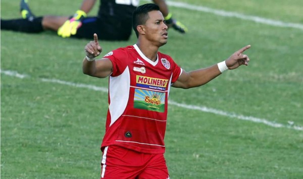 RUMORES Y FICHAJES: ¿Carlo Costly se marcha al fútbol de Costa Rica?