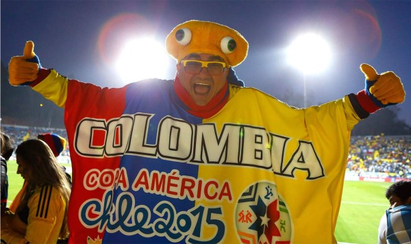 Argentina sufre en penales pero se mete a semifinales de Copa América