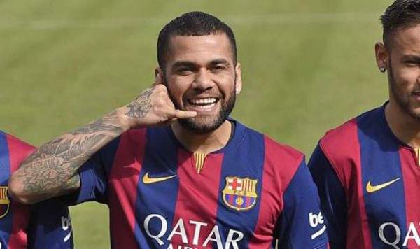 Dani Alves y sus frases que generaron polémica en el mundo del fútbol