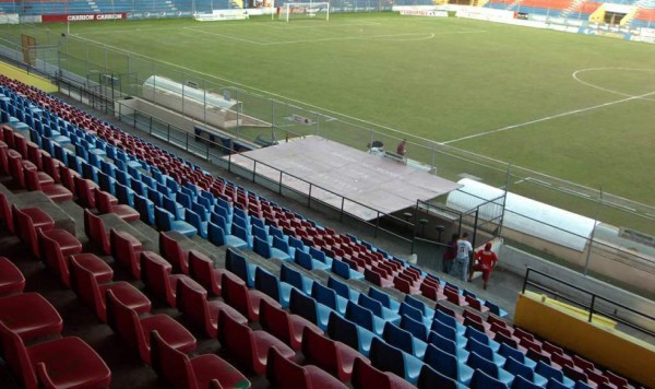 La cantidad de aficionados que ingresará a cada estadio de Liga si Sinager aprueba jugar con un 30%