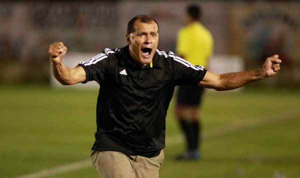 Wilmer Cruz: 'Este triunfo también va para Medford”