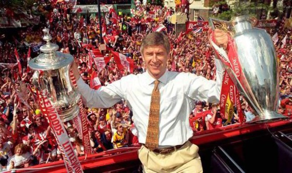 Las 15 inolvidables imágenes de Arsene Wenger con el Arsenal