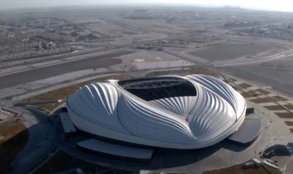 Qatar no se detiene a pesar del coronavirus y continúa terminando sus estadios