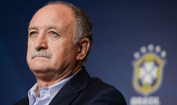 ¡'Bolillo' hace historia! El colombiano está en la lista de entrenadores que en más mundiales ha dirigido