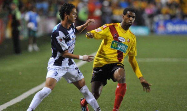 Dave Myrie será el reemplazante de Héiner Mora en Costa Rica
