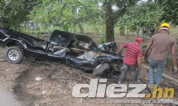 FOTOS: ¡Impactante! Así quedó el auto en el que se accidentó Jhon Paul Suazo