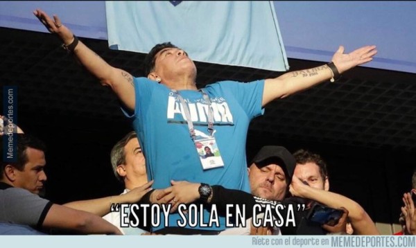 ¡MASACRADOS! Los memes atacan a Messi y Maradona tras clasificación de Argentina