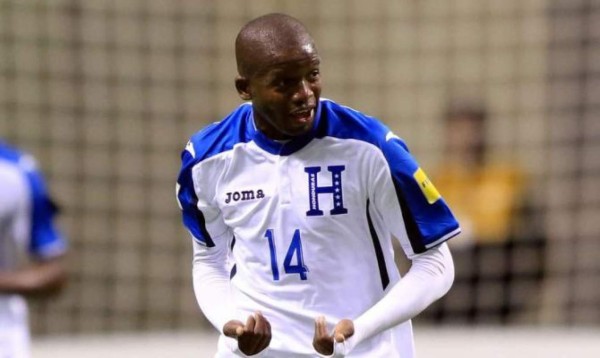 Los jugadores que cambiaron de posición en el campo y terminaron brillando