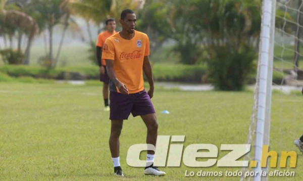 Primer entrenamiento de Jerry Bengtson con Olimpia