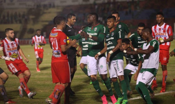Los futbolistas debutantes bajo el mando de Héctor Vargas con Marathón