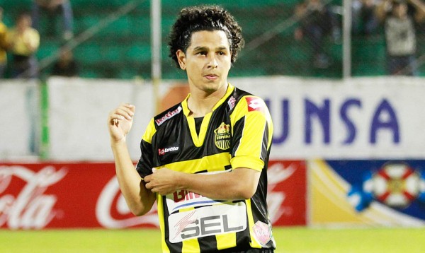 Aly Arriola se convierte en nuevo delantero del Honduras Progreso