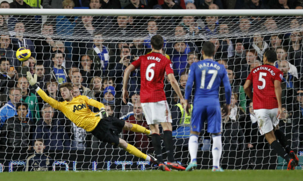 Manchester United le quita el invicto al Chelsea