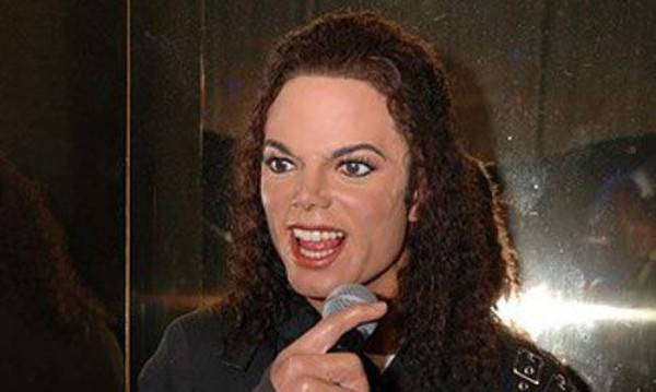 Las estatuas de deportistas y famosos más horribles en el mundo