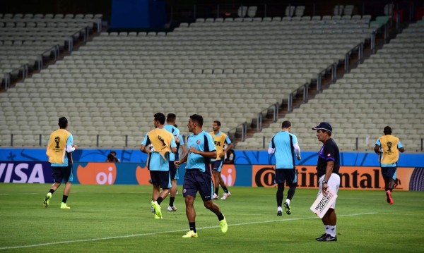 Costa Rica hizo el reconocimiento de cancha del 'Castelao”