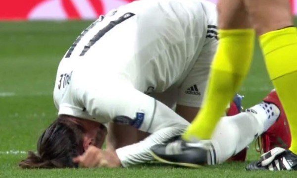 NO SE VIO EN TV: El desconsuelo de los futbolistas del Real Madrid y el jugador del Barcelona en el Bernabéu