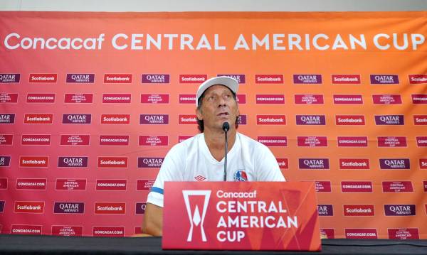 Pedro Troglio fue campeón de la Liga Concacaf 2022 con Olimpia.