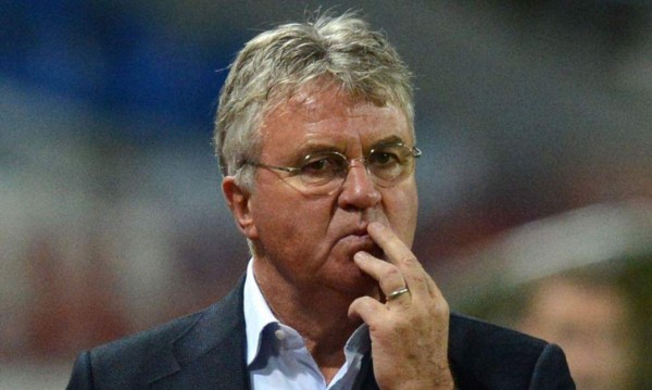 ¡'Bolillo' hace historia! El colombiano está en la lista de entrenadores que en más mundiales ha dirigido