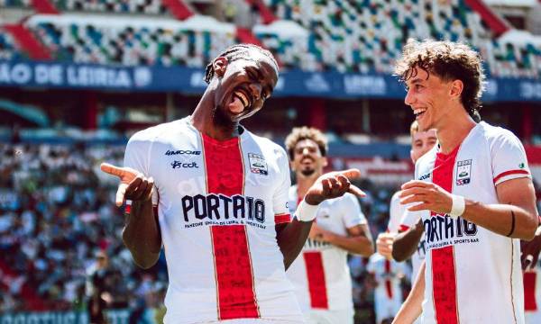 El hondureño Bryan Róchez suma cuatro goles en seis partidos con el UD Leiria.