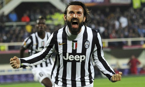 La carrera de Pirlo y Xavi en imágenes