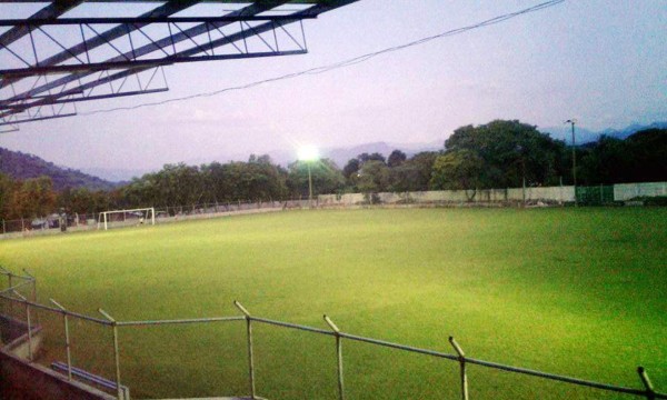 Así es el nuevo y moderno estadio que se construye en Orocuina, Choluteca