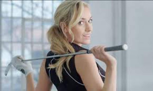 Paige Spiranac, la hermosa golfista que tiene de cabeza a sus seguidores