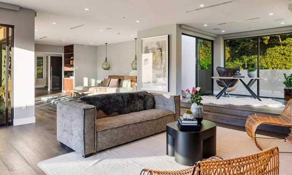 ¿A qué se dedica? La mansión de $10 millones que se compró el hijo de Beckham y su mujer