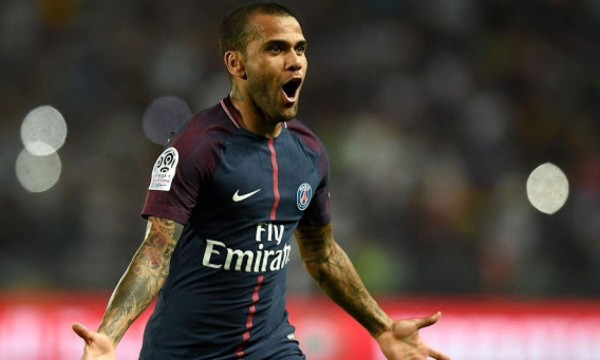 ¡BOMBAZOS! El crack que no quiere CR7 en Madrid; filtran fichaje de Mou y Neymar es noticia