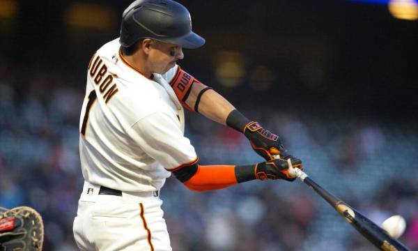 Mauricio Dubón fue de los jugadores más productivos de los Gigantes en mayo.