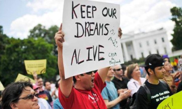 Las polémicas decisiones de Donald Trump en sus primeros días en la Casa Blanca