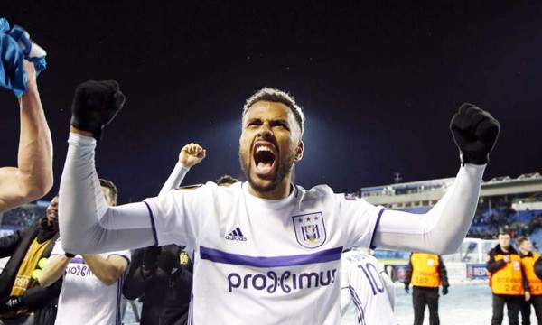 El emotivo festejo de Najar tras la clasificación a octavos en la Europa League