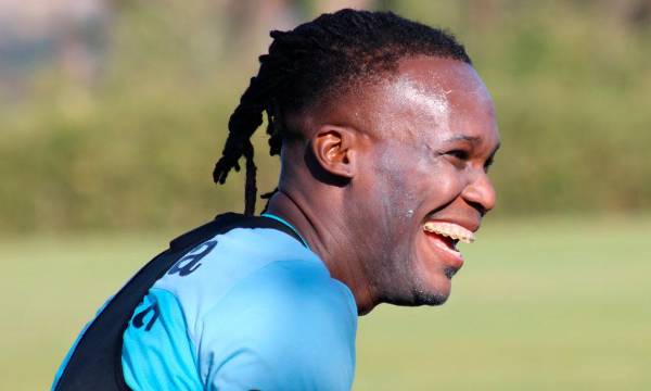 Rubilio Castillo fue inscrito hasta en la fecha 4, y no en la 3, pese a que Motagua presentó su carné para que lo hicieran.