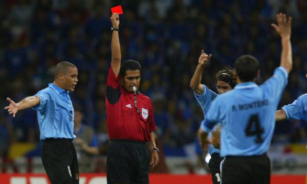 Árbitro mexicano recomienda a salvadoreño Iván Barton para que sea el encargado del Honduras vs México en el Morazán