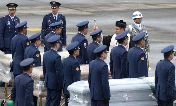 ¡Durísimo! Las imágenes de la repatriación de jugadores del Chapecoense
