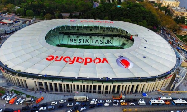 El increíble estadio del Besiktas, posible nueva casa de Andy Najar