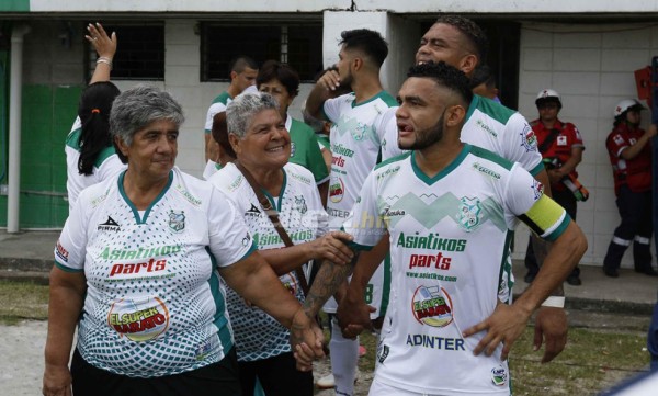 CURIOSAS: Detallazo del Platense con fieles seguidoras y Nahún explota