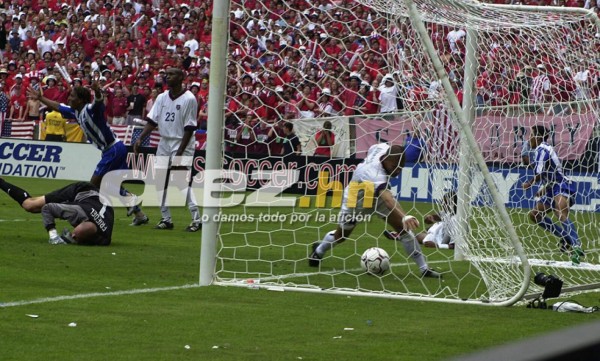 ¡Que se repita! Las fotos que no habías visto del triunfo de Honduras ante EUA en 2001